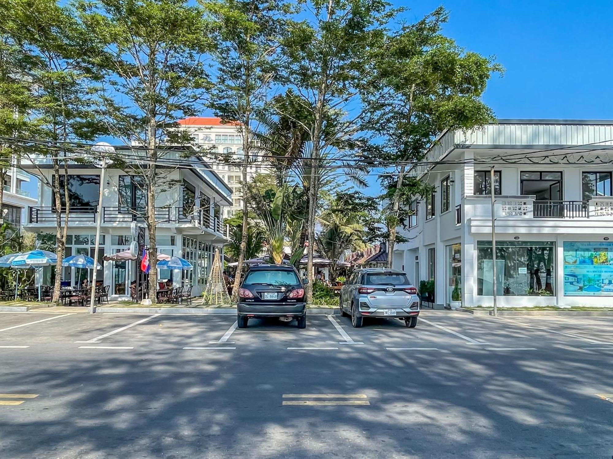 Sea Breeze Resort Sihanoukville Exterior foto